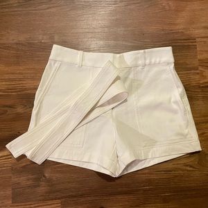 Ann Taylor white short